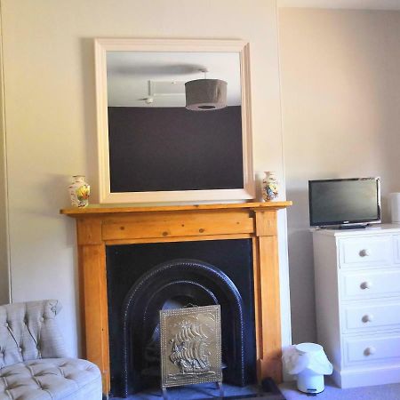 The Three Horseshoes Warham Экстерьер фото